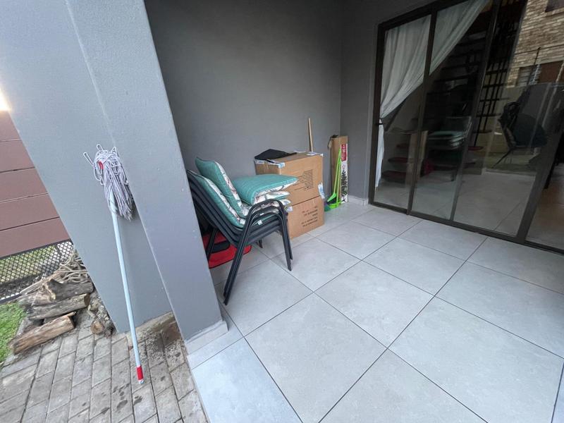 2 Bedroom Property for Sale in Kannoniers Park North West